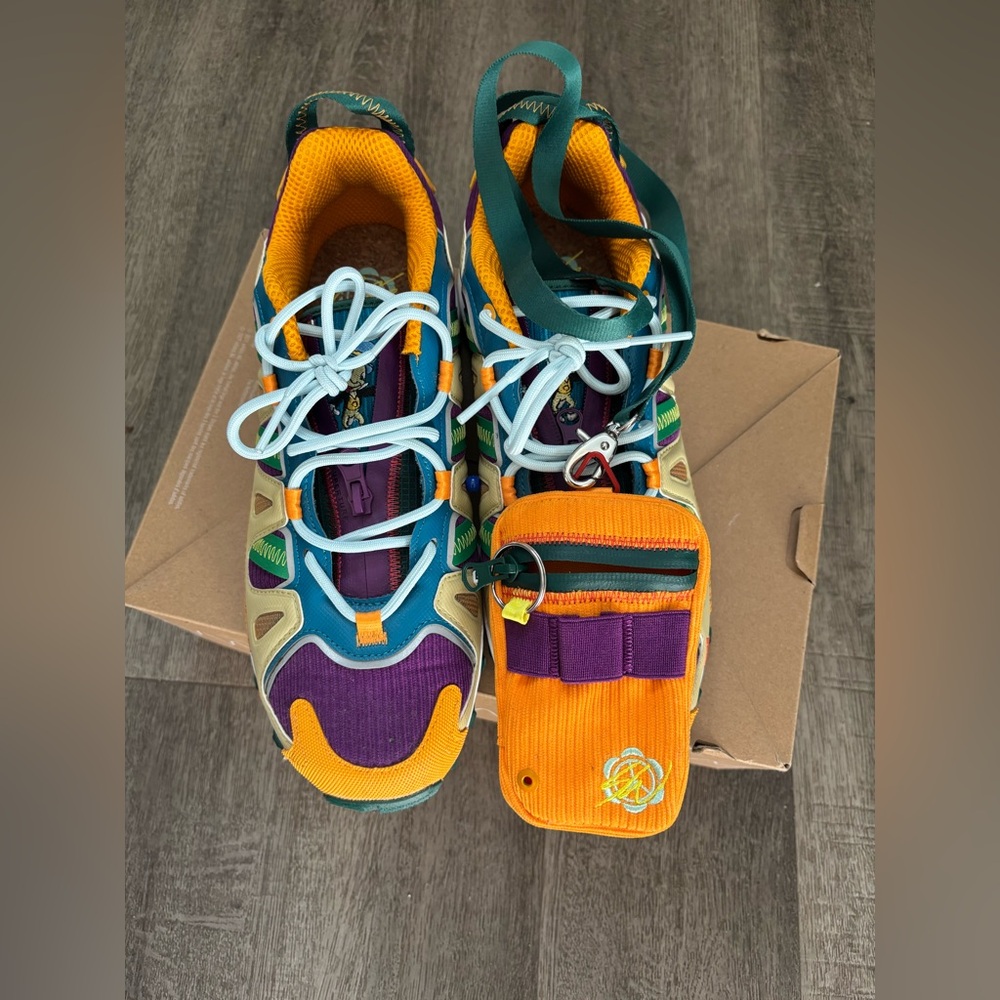 Adidas X Sean Wotherspoon X Disney Superturf Adventure Sneakers 10 - Picture 11 of 14